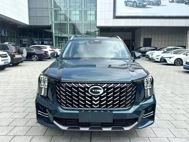 GAC Trumpchi GS8 — Фото автомобиля 2