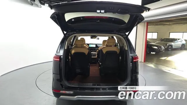 Kia Carnival 4th Gen — Фото автомобиля 26