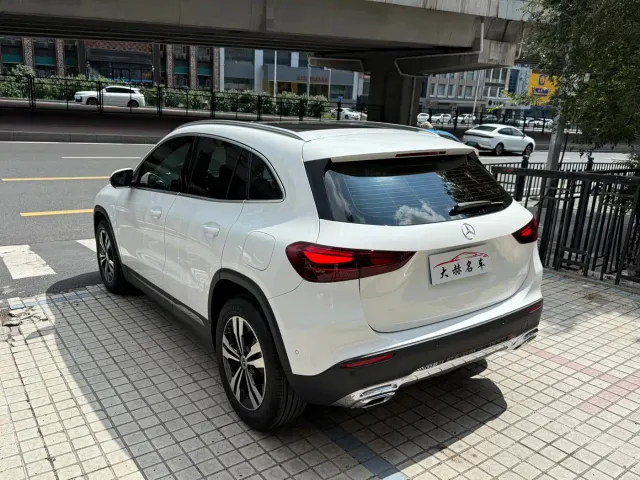 Mercedes-Benz GLA-Class — Фото автомобиля 6