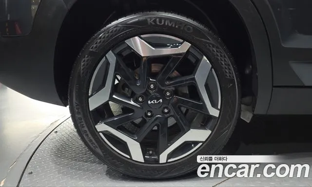 Kia Seltos — Фото автомобиля 5