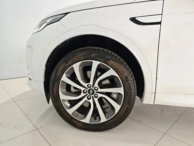 Land Rover Discovery Sport — Фото автомобиля 14