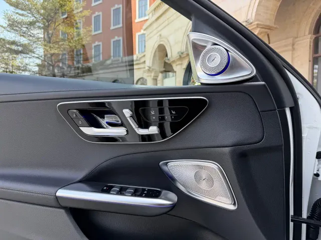 Mercedes-Benz C-Class — Фото автомобиля 12