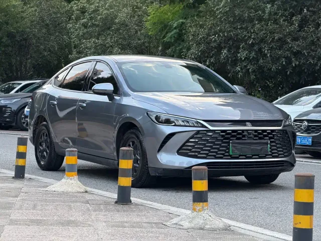 BYD Qin PLUS — Фото автомобиля 3