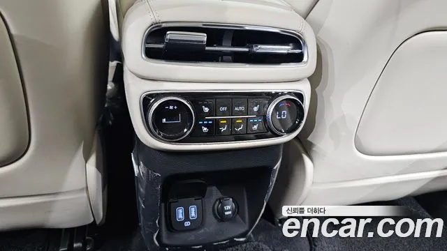 Genesis GV80 2.5T Бензин AWD — Фото автомобиля 28