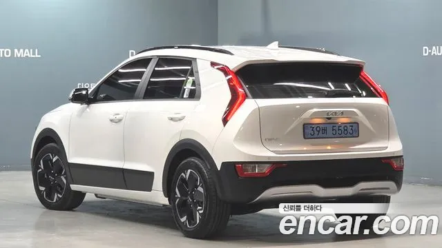 Kia Niro Niro (New) — Фото автомобиля 4