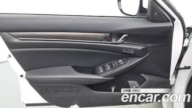 Honda Accord — Фото автомобиля 13