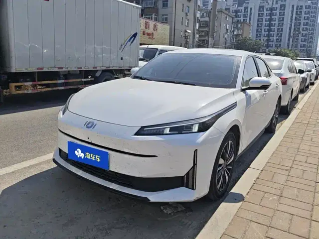 Changan Qiyuan A05 — Фото автомобиля 2