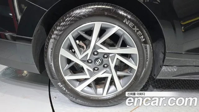 Hyundai Grandeur GN7 — Фото автомобиля 5