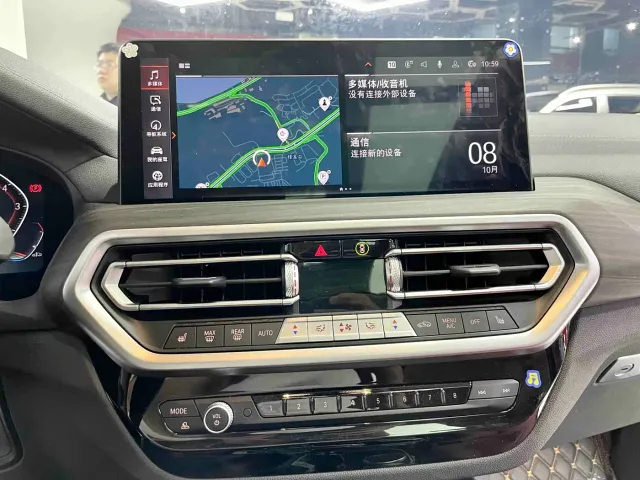 BMW X3 — Фото автомобиля 11