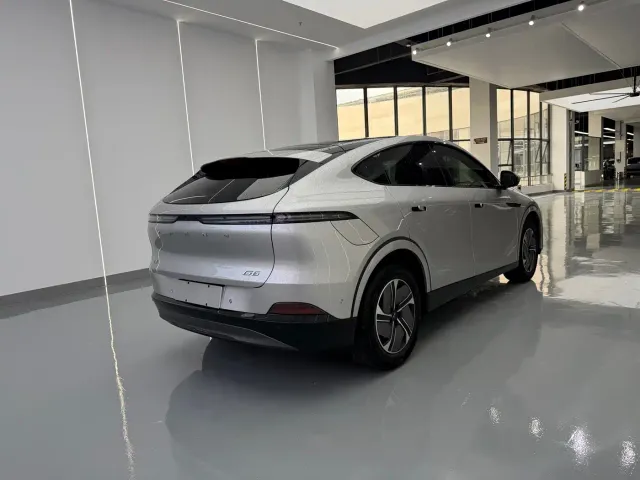 Xpeng G6 — Фото автомобиля 15