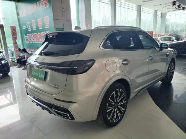 Hongqi HS5 — Фото автомобиля 17