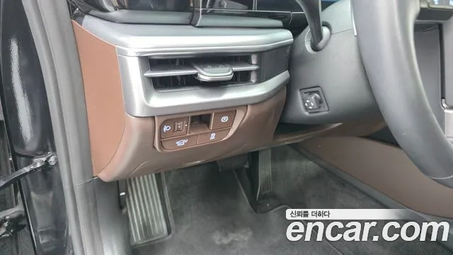 Hyundai Grandeur Grandeur (GN7) 2.5 Бензин 2WD — Фото автомобиля 12