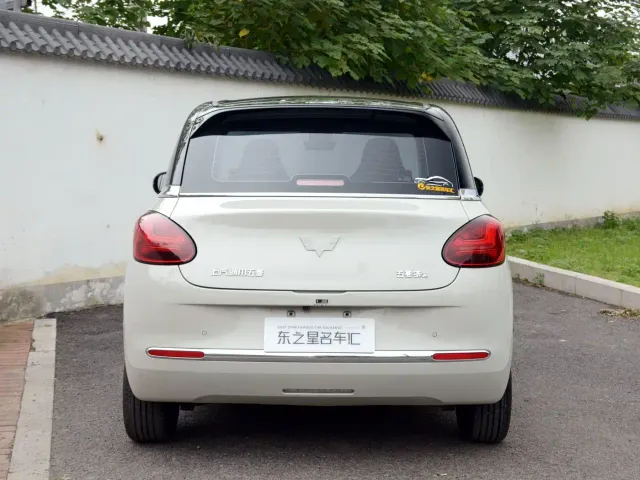 Wuling Bingo — Фото автомобиля 9
