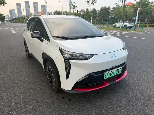 GAC Aion Y — Фото автомобиля 3
