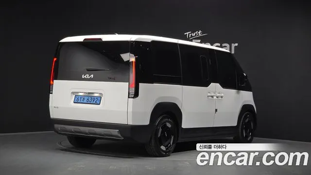 Kia PV5 — Фото автомобиля 2