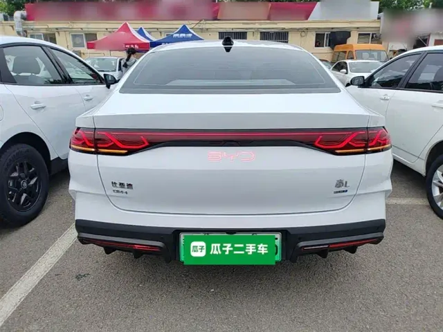 BYD Qin L — Фото автомобиля 5