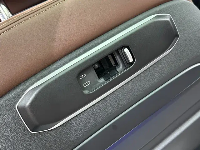 BMW X7 — Фото автомобиля 21
