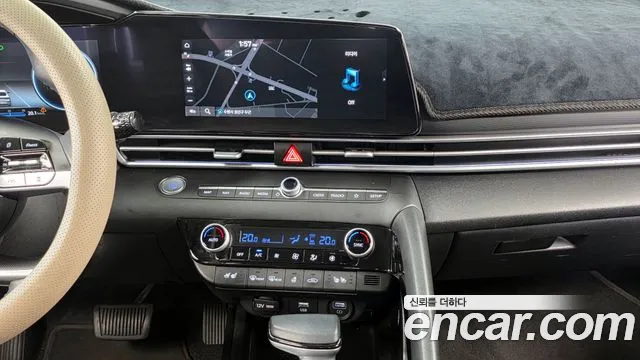 Hyundai AVANTE Avante (CN7) — Фото автомобиля 14