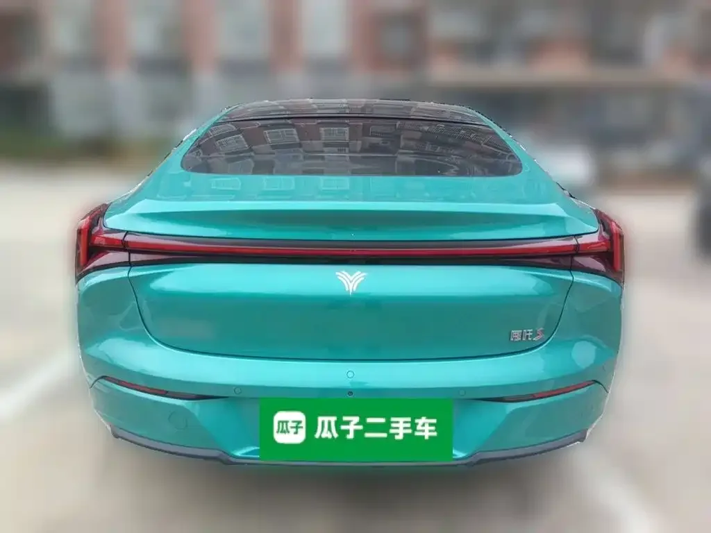 Nezha Auto Nezha S 2022 Model Pure Electric 715km RWD LiDAR Edition — Фото автомобиля 3