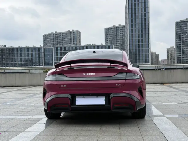 Xiaomi SU7 — Фото автомобиля 6