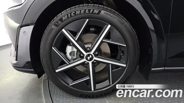 Hyundai Ioniq5 Long Range AWD — Фото автомобиля 5