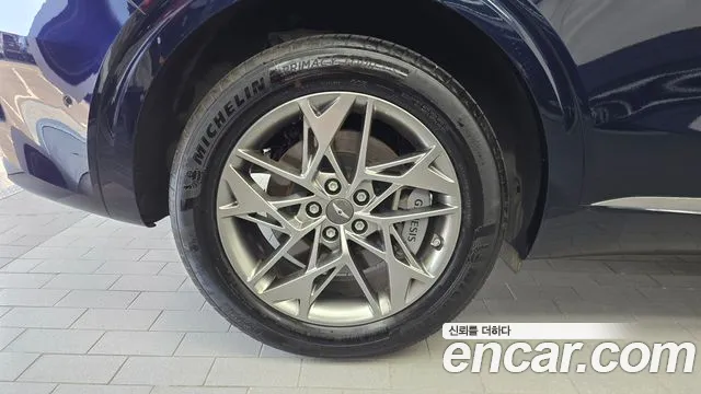 Genesis GV70 2.5T Бензин AWD — Фото автомобиля 5