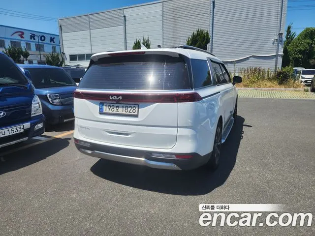 Kia Canival Carnival 4 поколение 9 мест Signature — Фото автомобиля 3