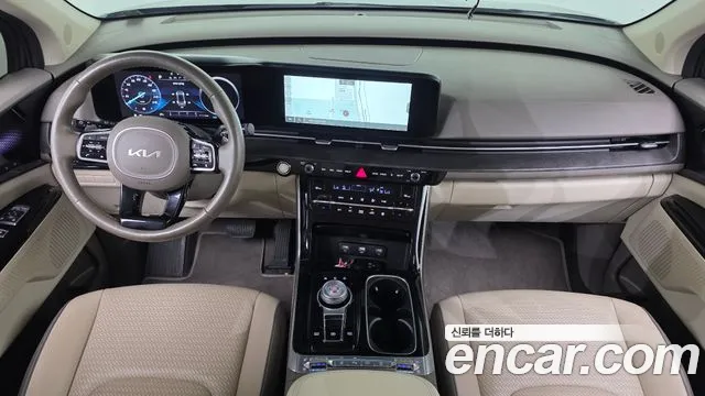 Kia Carnival Generation 4 — Фото автомобиля 7