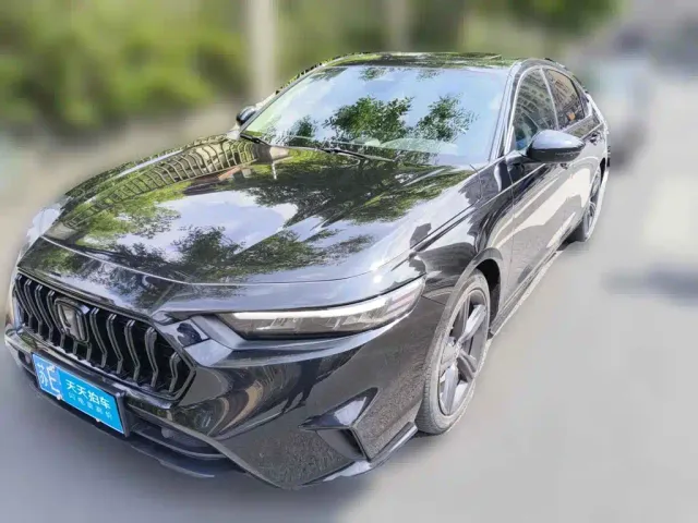 Фотография автомобиля — Honda Inspire