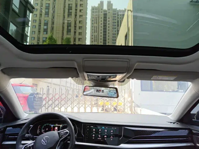 Volkswagen Passat — Фото автомобиля 17