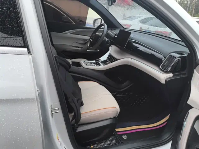 BYD Song Pro — Фото автомобиля 24