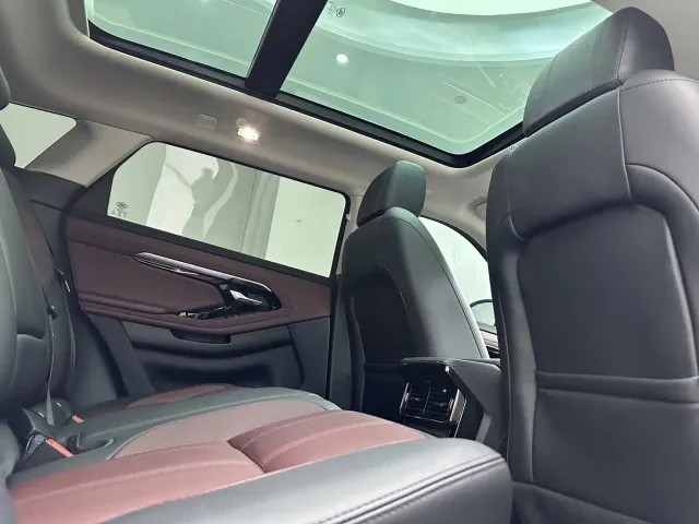 Land Rover Range Rover Evoque — Фото автомобиля 12
