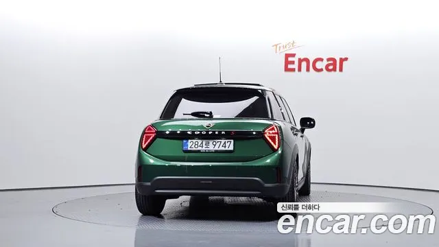 MINI Cooper 4th Gen — Фото автомобиля 4