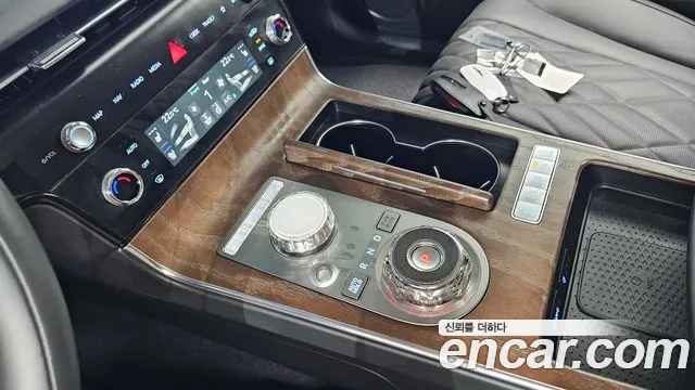 Genesis G80 Electrified G80 (RG3) — Фото автомобиля 9