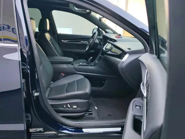 Cadillac XT6 — Фото автомобиля 8