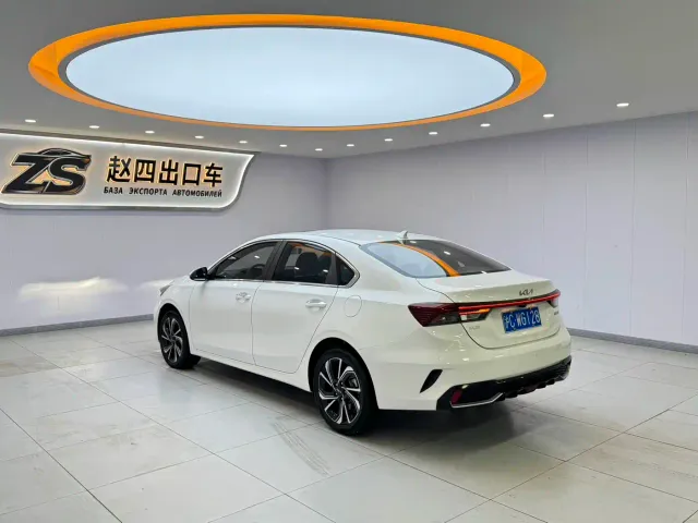 Kia K3 — Фото автомобиля 4