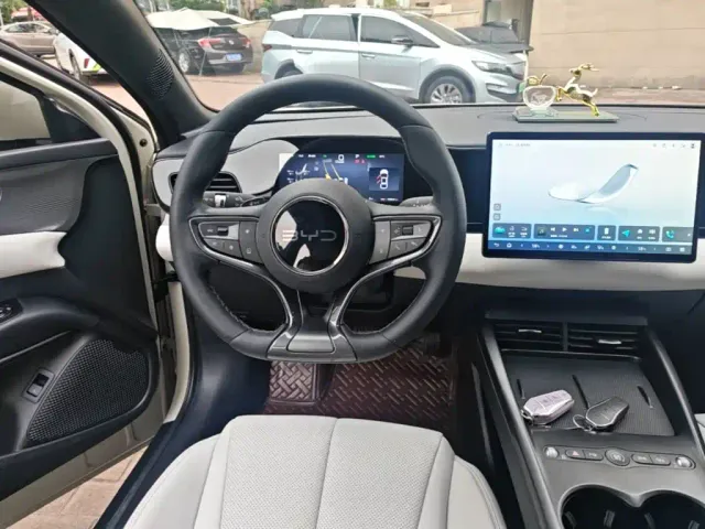 BYD Seal 06 — Фото автомобиля 10