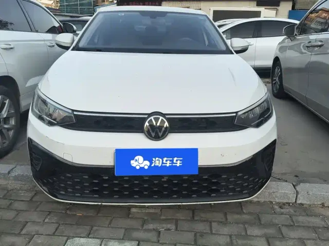 Volkswagen Lavida — Фото автомобиля 2