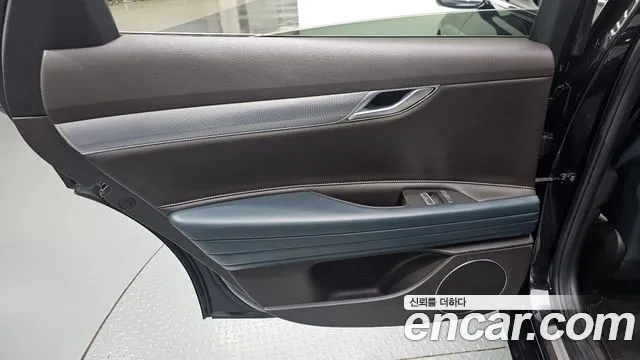 Genesis G80 RG3 — Фото автомобиля 14