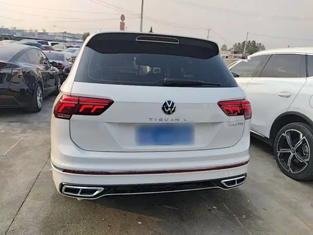 Volkswagen Tiguan L — Фото автомобиля 5