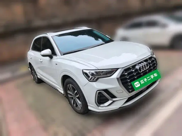 Audi Q3 — Фото автомобиля 3