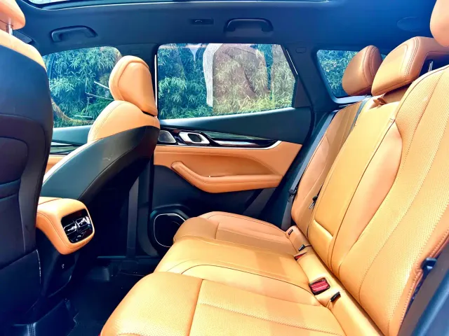 Geely Boyue L — Фото автомобиля 10