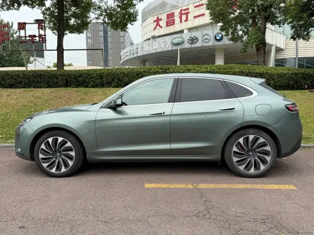 Aito M5 — Фото автомобиля 3
