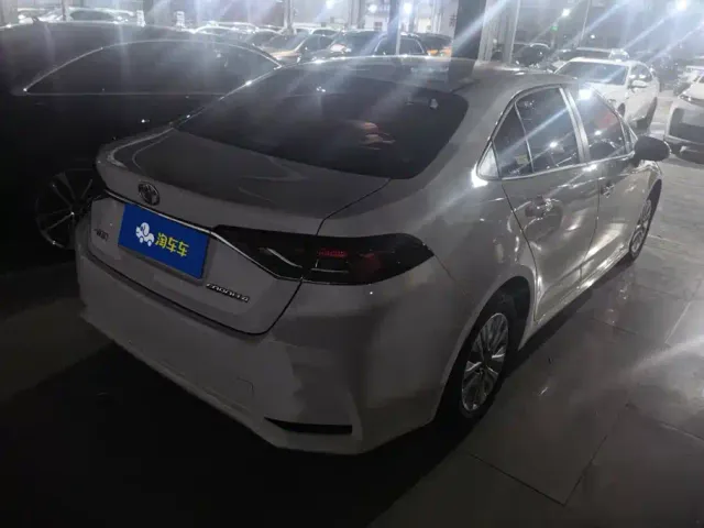 Toyota Corolla — Фото автомобиля 3