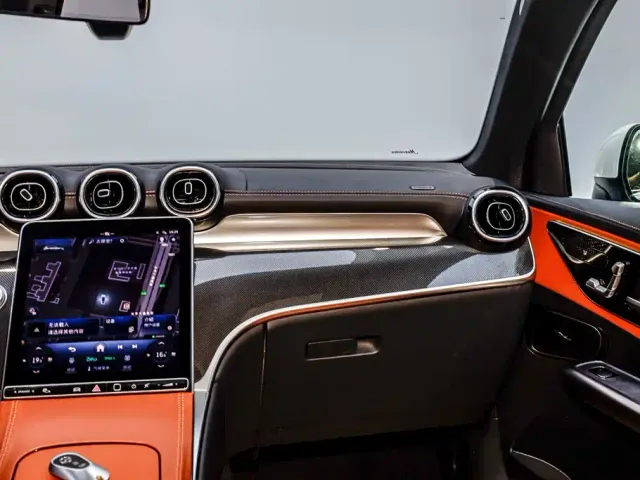 Mercedes-Benz GLC-Class — Фото автомобиля 25