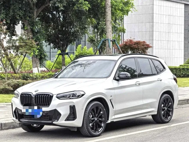 Фотография автомобиля — BMW X3