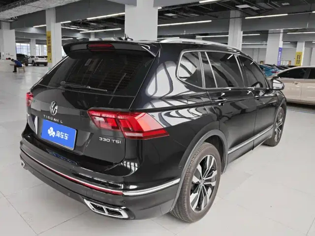 Volkswagen Tiguan L — Фото автомобиля 3