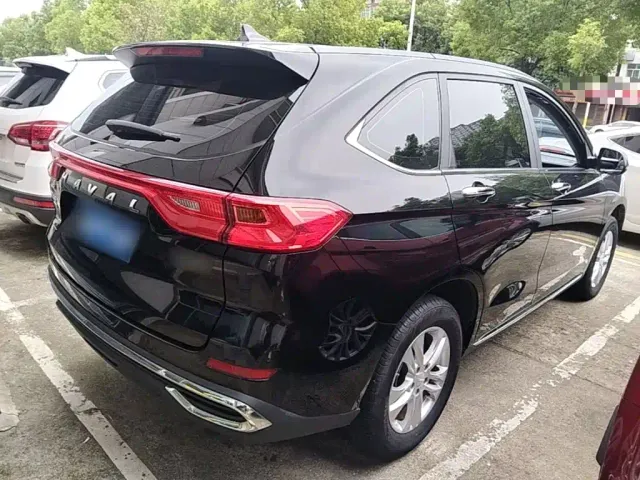Haval M6 — Фото автомобиля 6