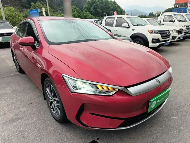 BYD Qin PLUS — Фото автомобиля 3