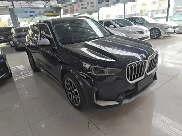 BMW X1 — Фото автомобиля 3